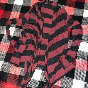 Forever 21 Cute cardigan size medium